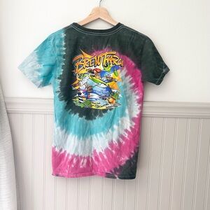 🌊 Y2K Outer Banks Brew Thru Tie-Dye Tee – Fits Small | North Carolina